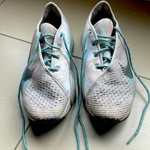 Nike react shoes worn once!!